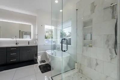 Corner Shower